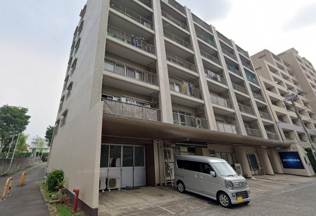 Charming 2-Bedroom Condo in Honcho 0
