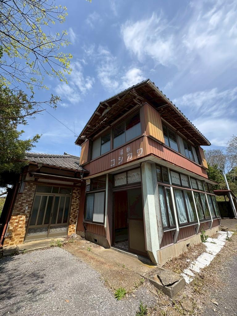 Well-Kept 7-Bedroom House in Sasamotonegiri 0