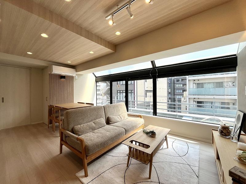 パレトーホー浅草 0