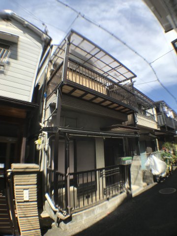 Charming 4-Bedroom House Near Station in Nishitachibanacho 0