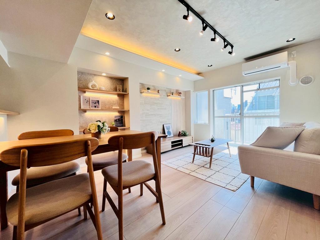 Classic 2-Bedroom Condo in Nishidai(1-chome) 0