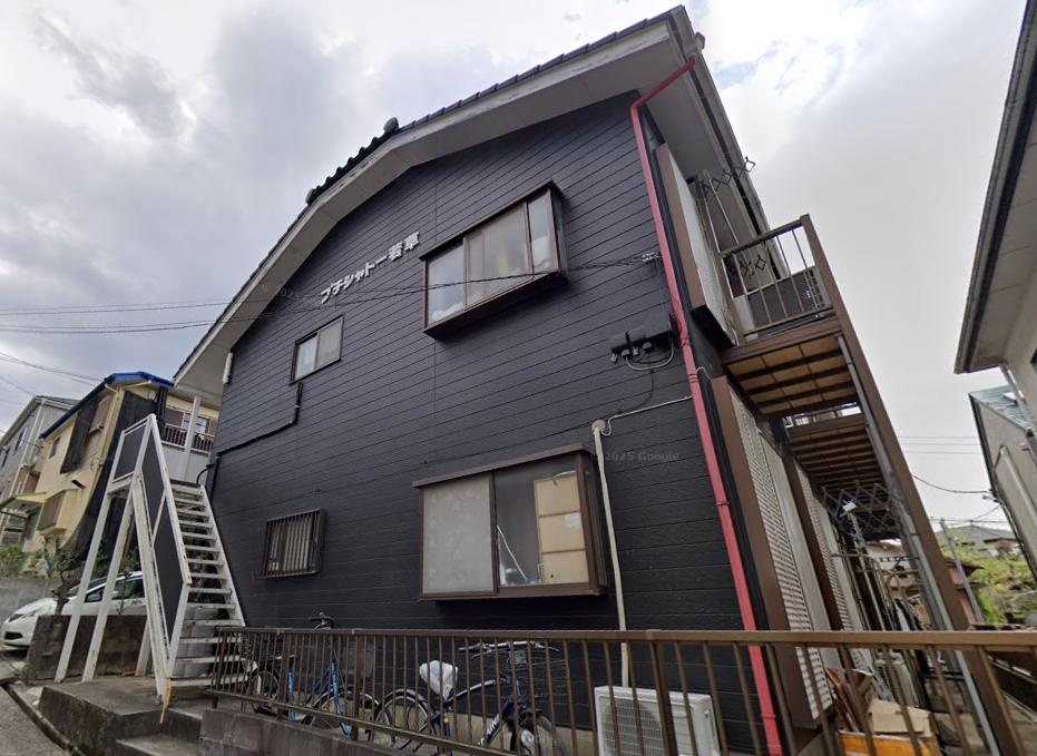 Vintage 1-Bedroom Property in Daiganjicho 0