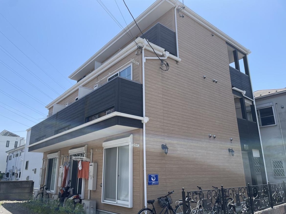 Modern Studio Property in Oyama 0