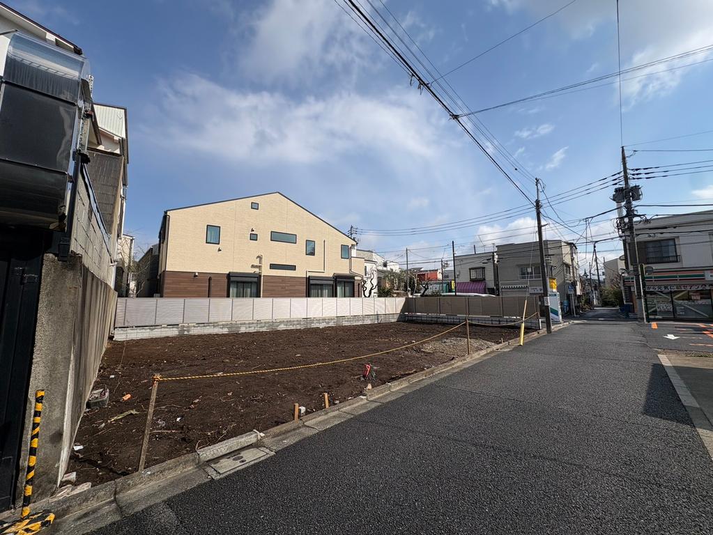 Land in Wada 0