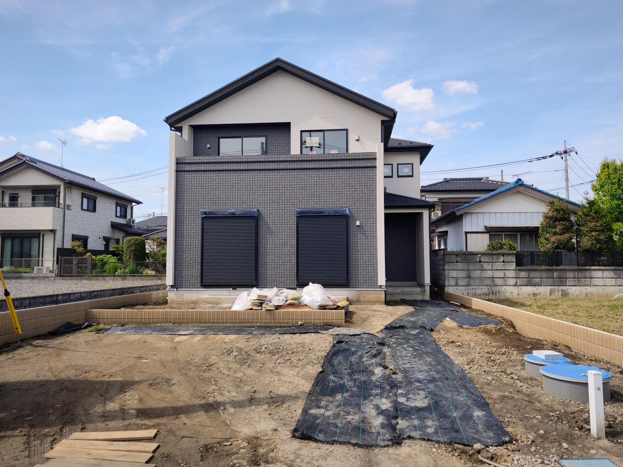 Thumbnail 10