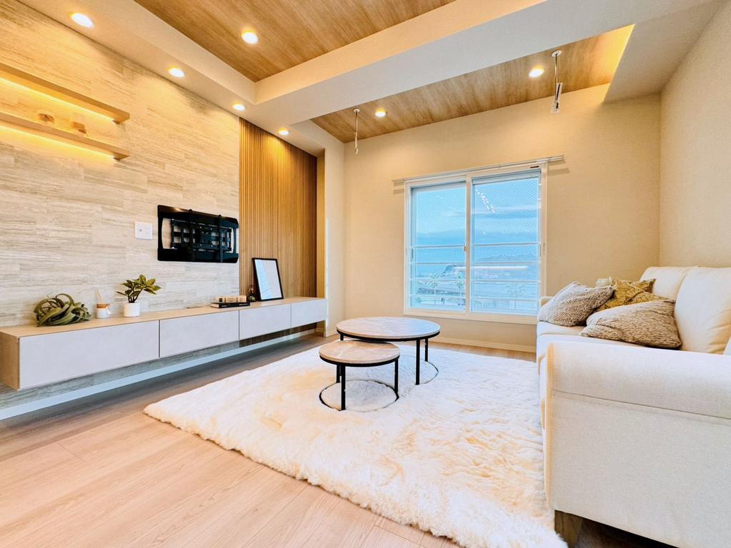 Vintage 3-Bedroom Condo Near Station in Katase kaigan 0