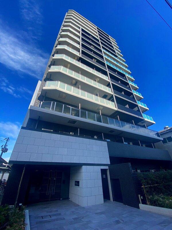 Modern Studio Condo Near Station in Utajima 0