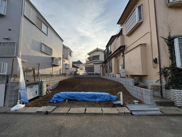 Thumbnail 5