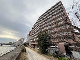 2-Bedroom Condo Near Station in Tsurumichuo 0
