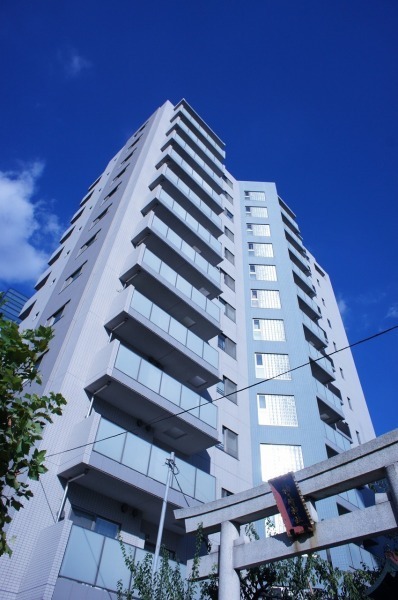 1-Bedroom Condo Near Station in Higashigotanda 0