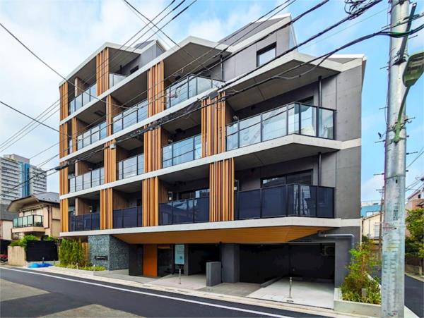 Brand New 1-Bedroom Condo Near Station in Unoki 0