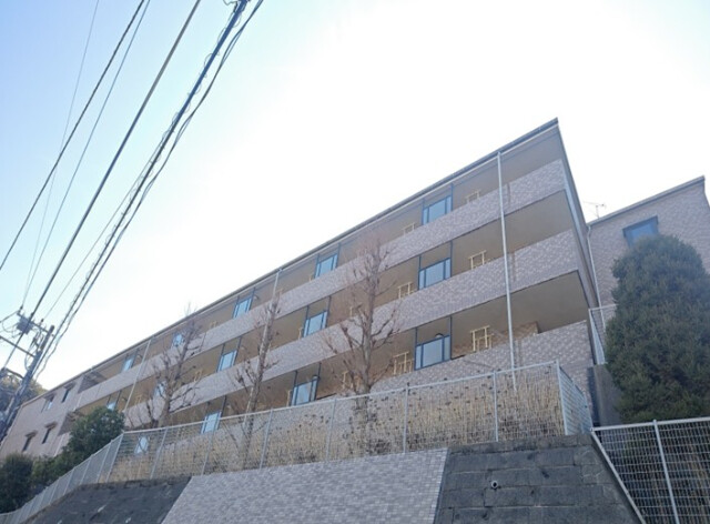 Ｔ’ｓ　ｇａｒｄｅｎ横浜岸根公園 0