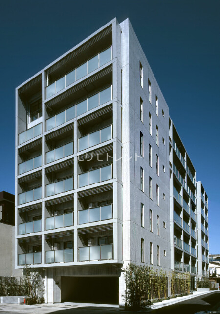 Studio Condo Near Station in Kikukawa 0
