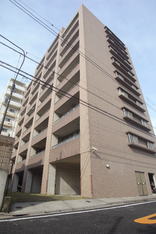 2-Bedroom Condo in Higashikasai 0