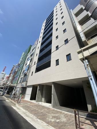 Modern 1-Bedroom Condo Near Station in Nishiasakusa 0