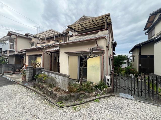 奈良県大和郡山市新町 中古戸建 0