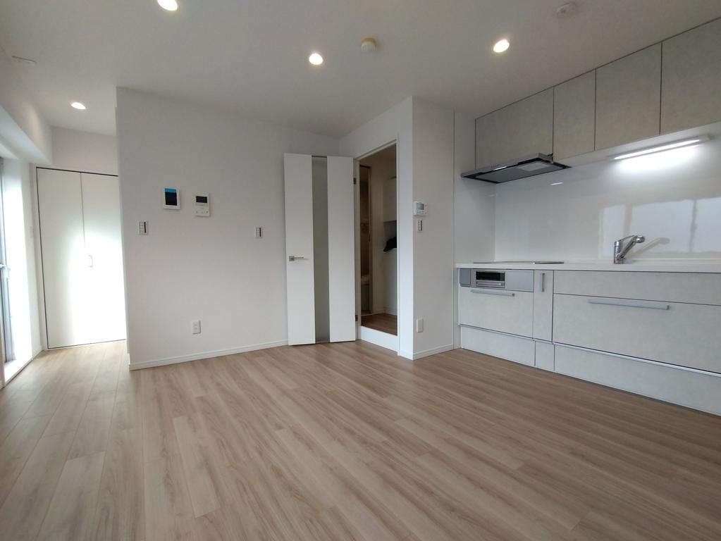 Well-Kept Studio Condo Near Station in Kaigan(3-chome) 0