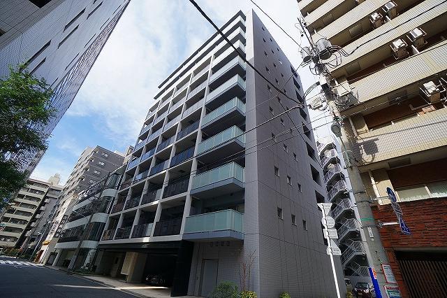 Modern 1-Bedroom Condo Near Station in Nihombashihakozakicho 0