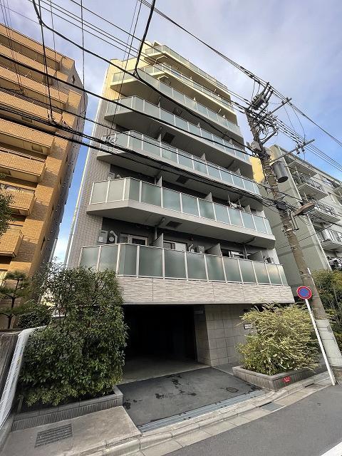 Modern Studio Condo Near Station in Kameido 0