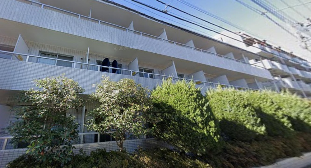 Vintage Studio Condo Near Station in Irumagawa 0