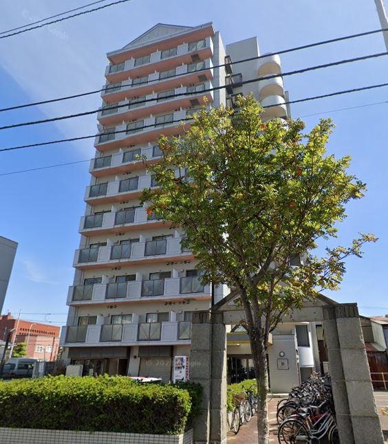 Well-Kept Studio Condo Near Station in Otemachi 0