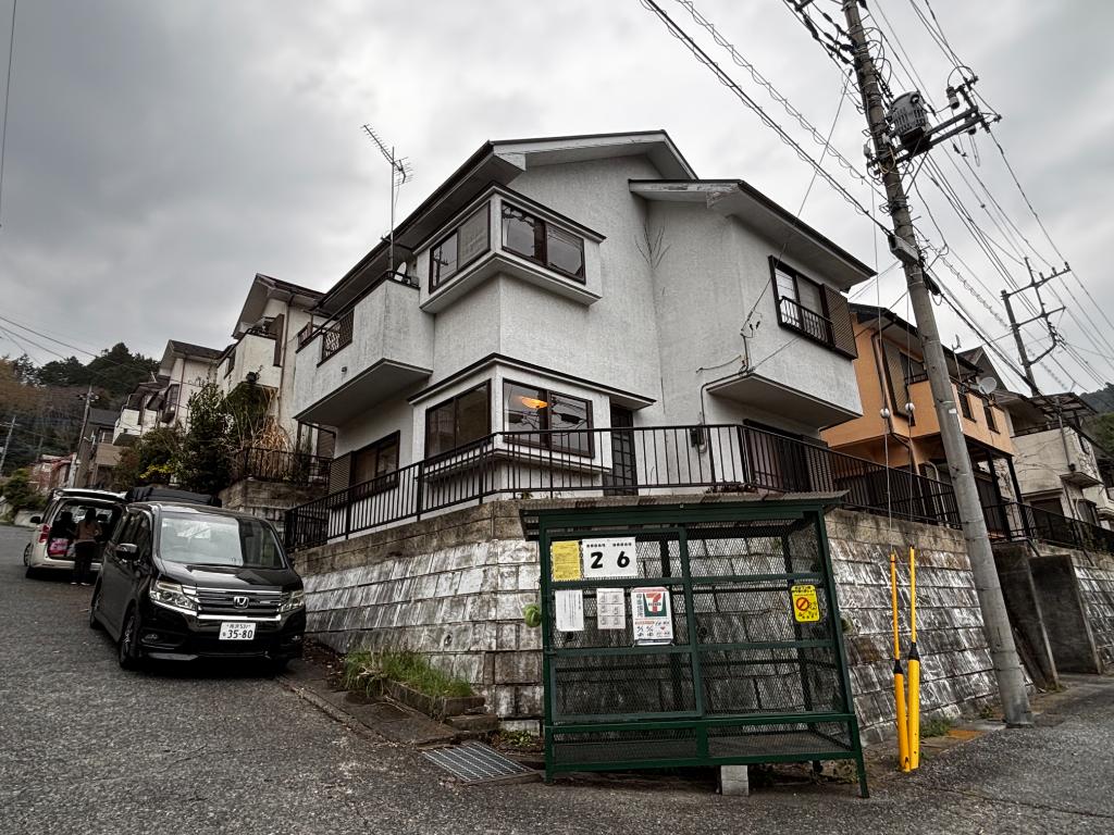 Charming 4-Bedroom House in Nakato shimogo 0