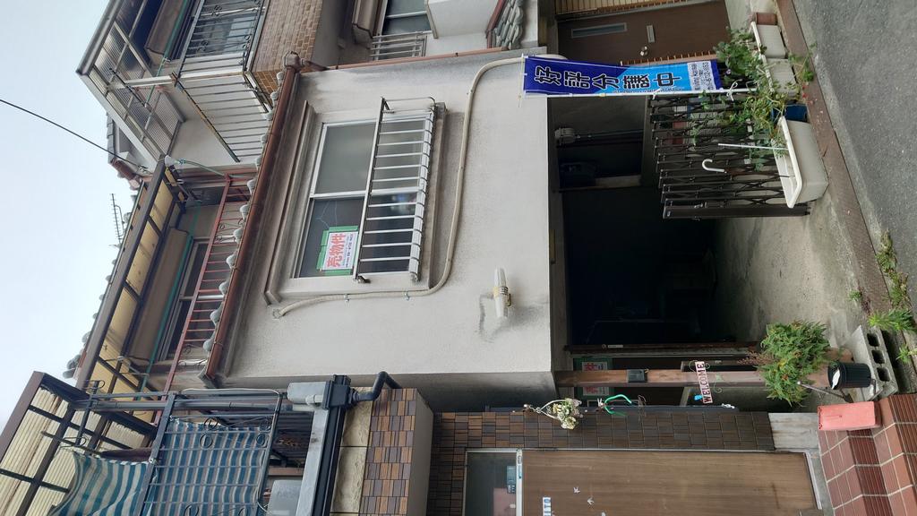 Well-Kept 4-Bedroom House in Shimorokumanjicho 0
