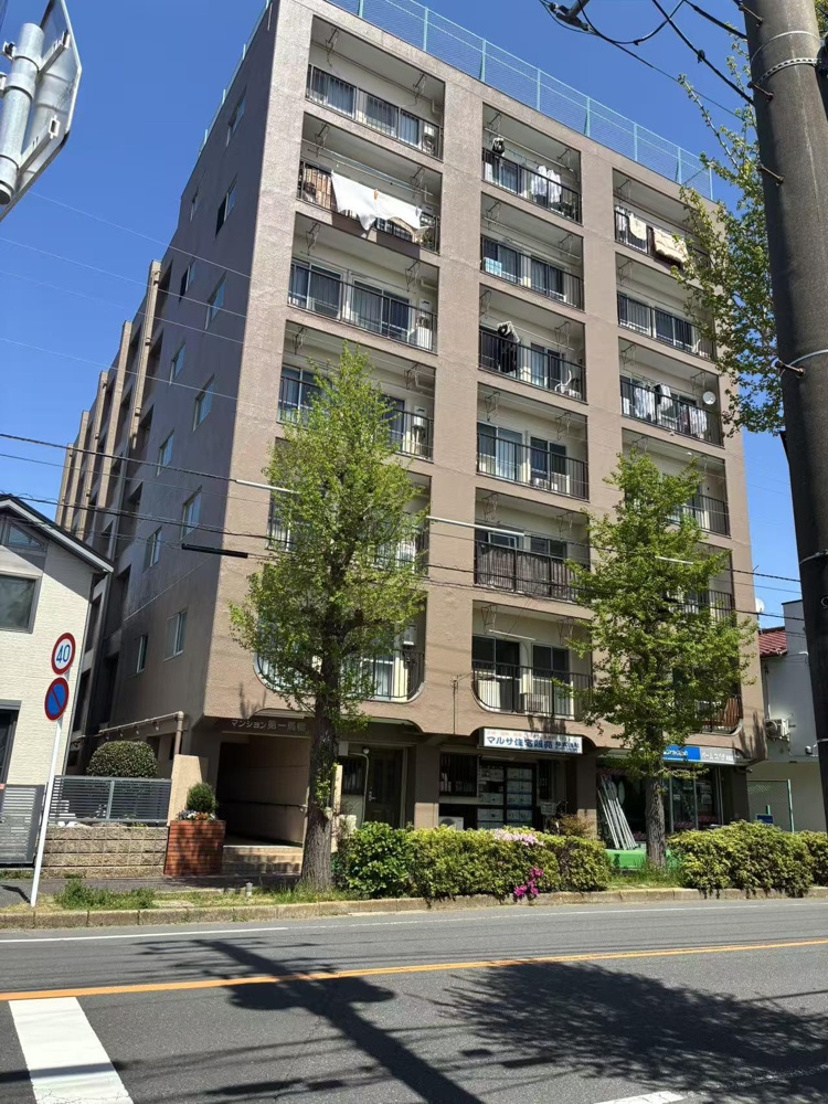 Well-Kept 1-Bedroom Condo in Nishimabashiaikawacho 0