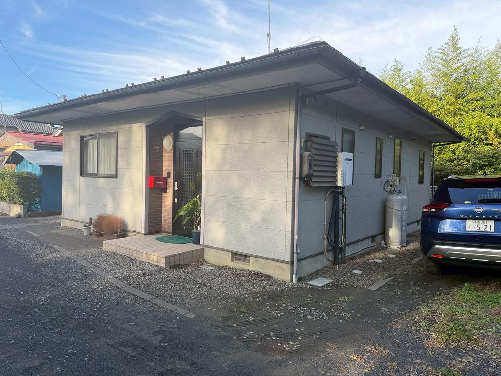 3-Bedroom Property in Kitauwamachi 0
