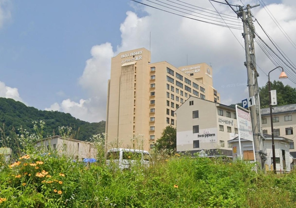 Well-Kept 1-Bedroom Condo in Tsuchidaru 0