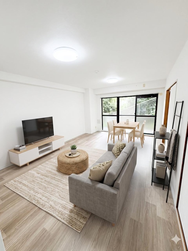 Classic 3-Bedroom Condo in Ichiriyamacho 0