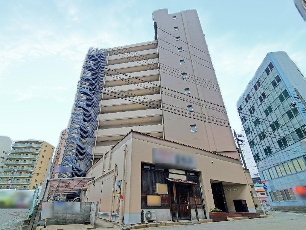 Classic 3-Bedroom Condo Near Station in Kokubo 0