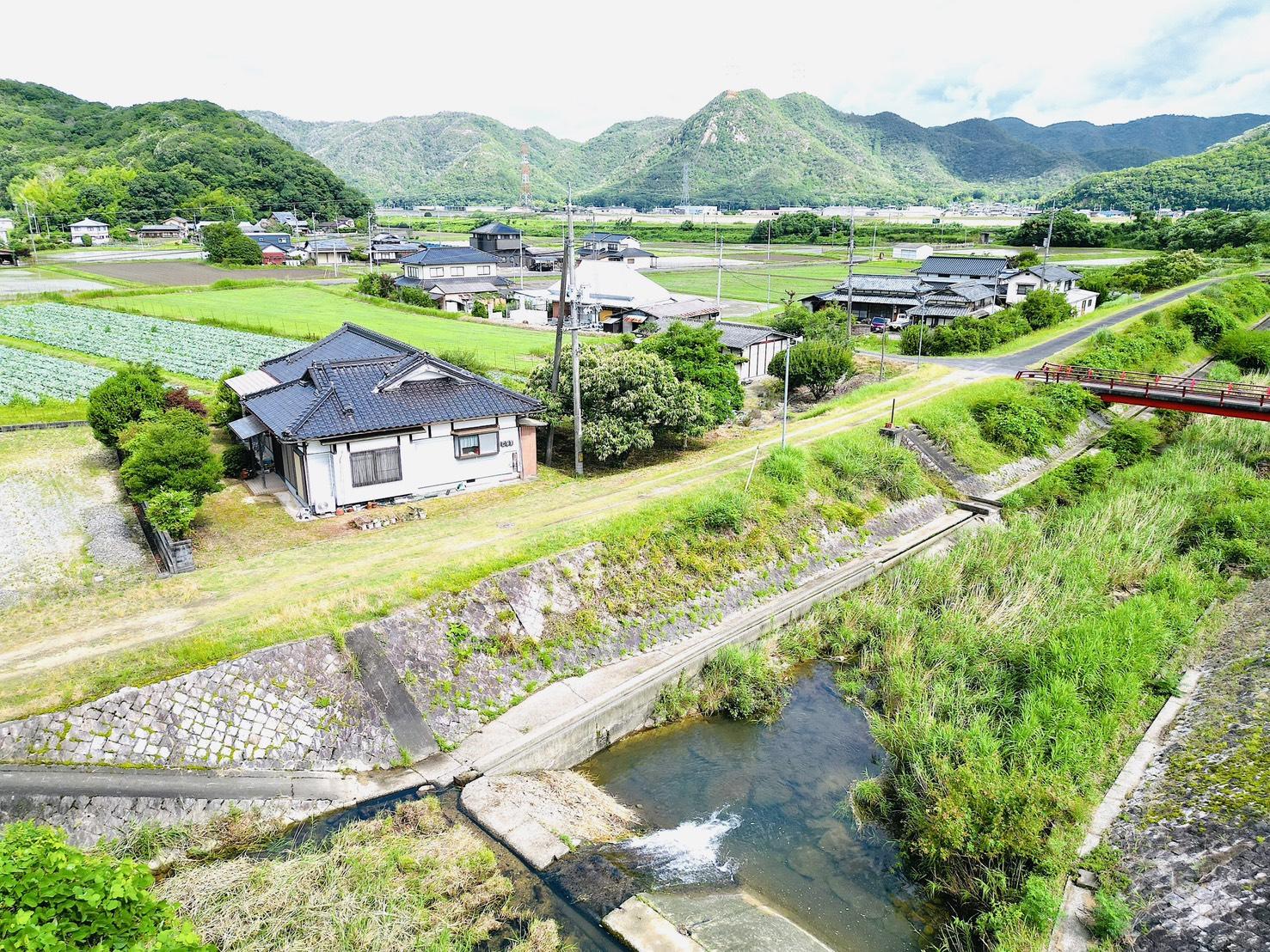 Charming 4-Bedroom House in Okuyoshihara 0