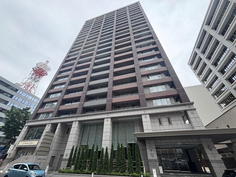 Studio Condo Near Station in Nihonodori 0