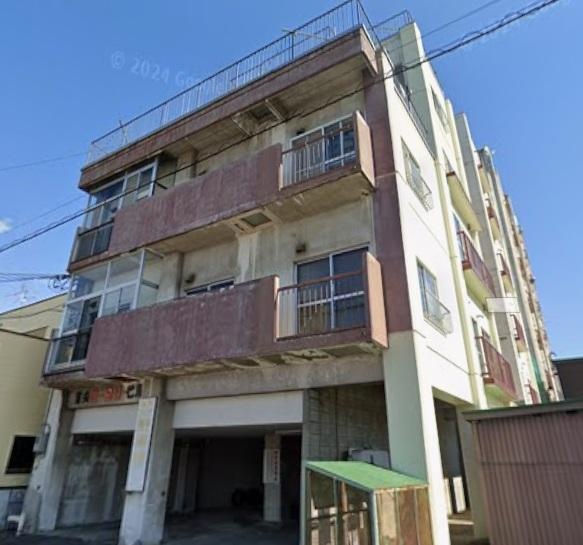 Vintage 3-Bedroom Condo in Asahimachi2-jo 0