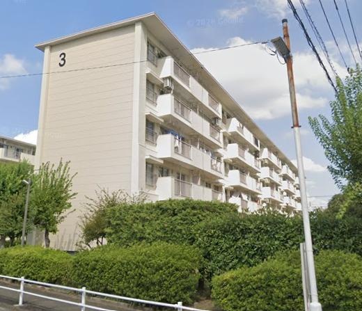 Charming 2-Bedroom Condo in Ukizuka 0