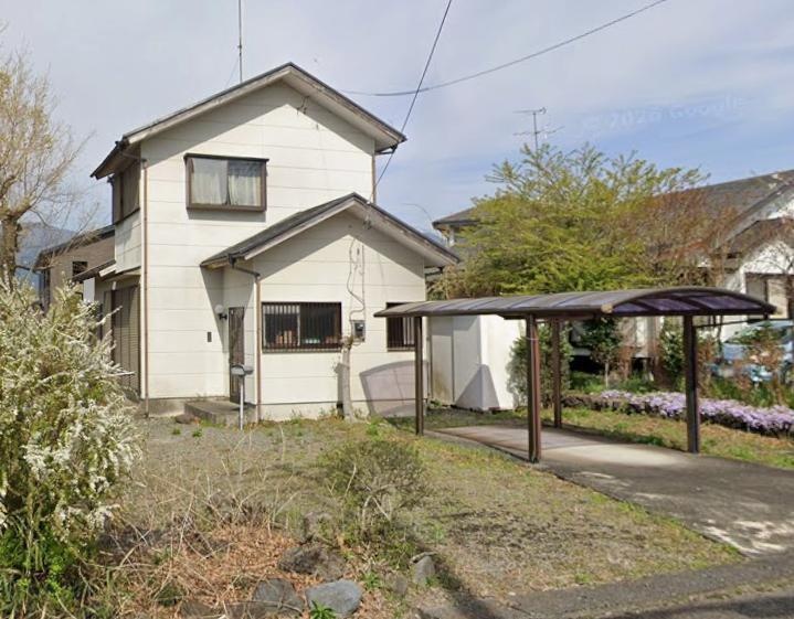 Well-Kept 3-Bedroom House in Kamiide 0