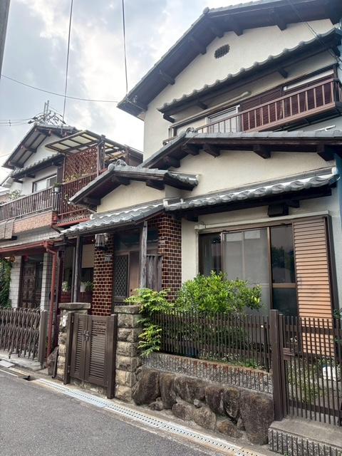 Well-Kept 4-Bedroom House in Hitotsuya 0