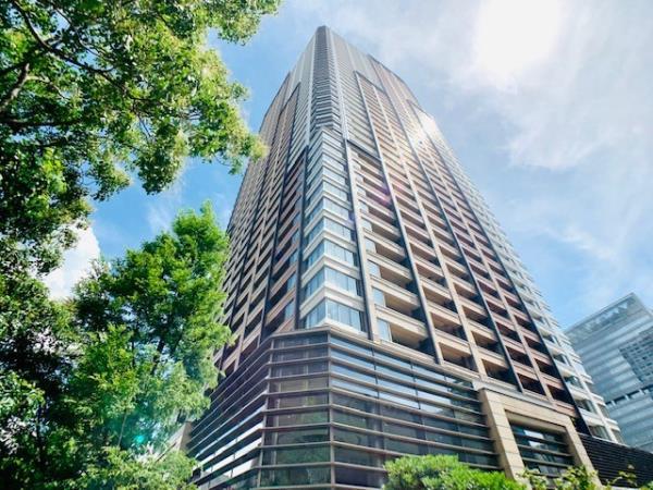 1-Bedroom Condo in Higashigotanda 0