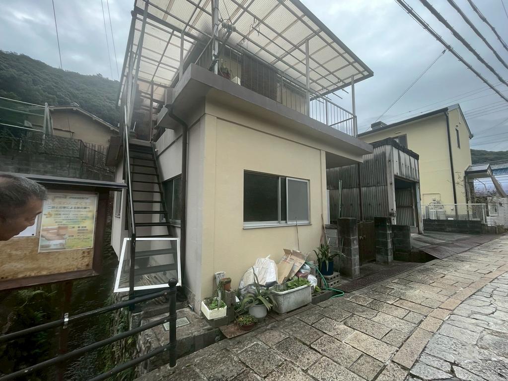 Charming 4-Bedroom House Near Station in Yamanakadani 0