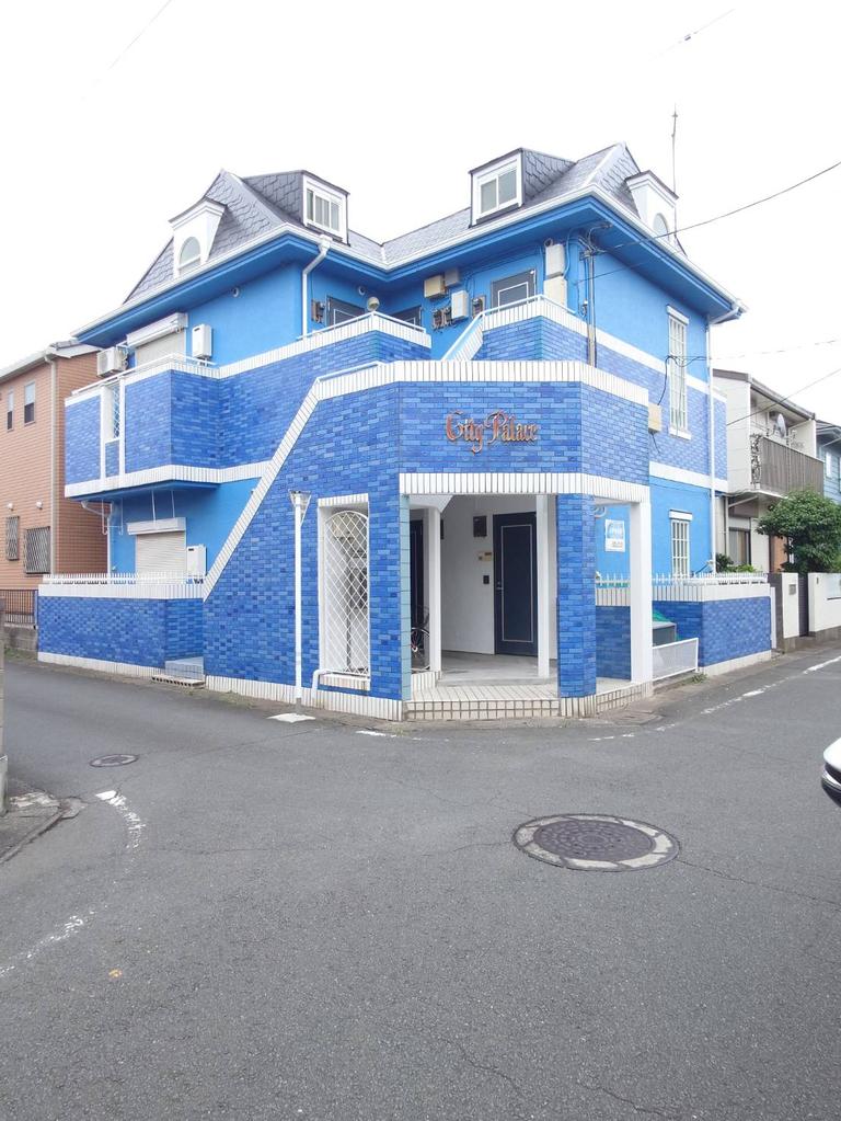 Classic Studio Property in Motocho 0