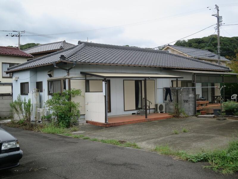 Vintage Property in Ashina 0