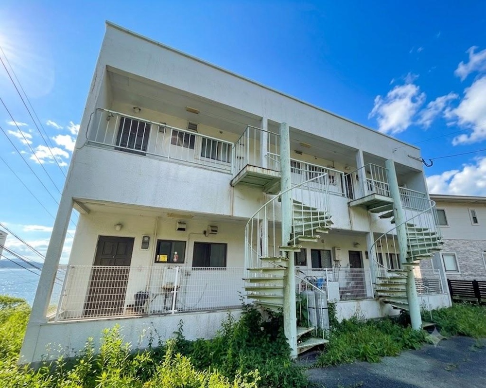 Well-Kept 2-Bedroom Condo in Nijo shikaka 0