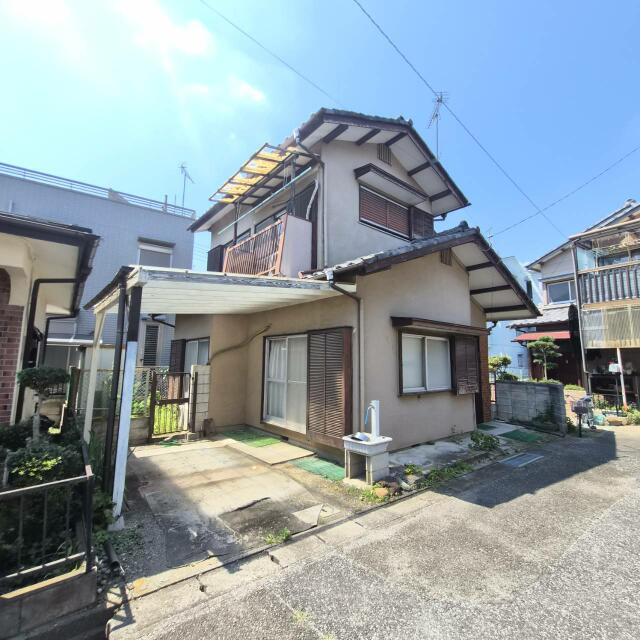 Well-Kept 3-Bedroom House in Hamajirimachi 0