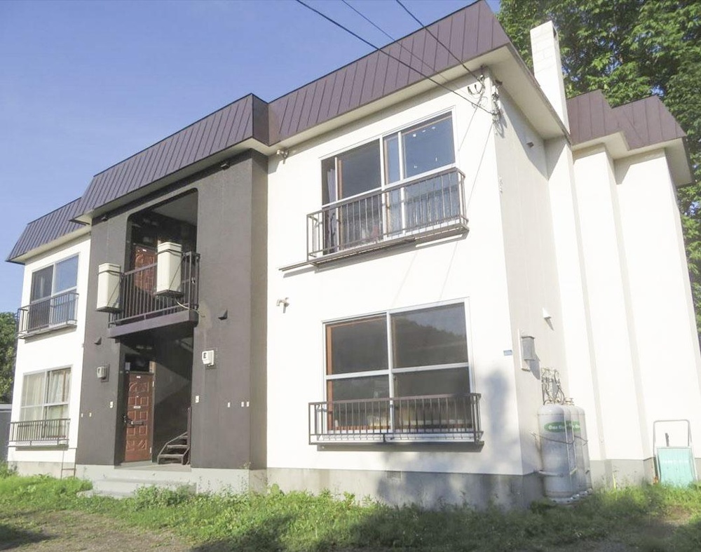 Charming 2-Bedroom Property in Fujino 3-jo 0