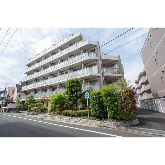 1-Bedroom Condo in Nakaikegami 0
