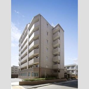 Studio Condo Near Station in Higashikasai 0