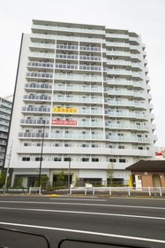 Modern Studio Condo in Minamisuna 0