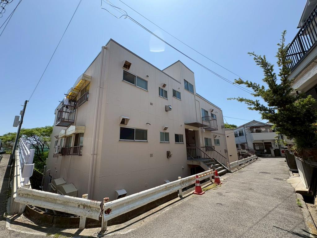 Charming 2-Bedroom Condo in Ikeda kyomachi 0