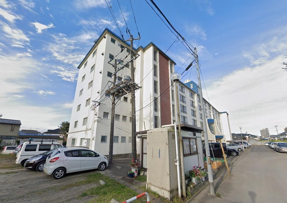 Charming 2-Bedroom Condo in Wakabayashi 0
